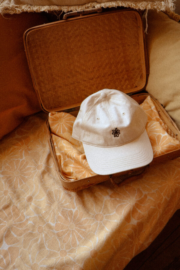Flower Cap · White